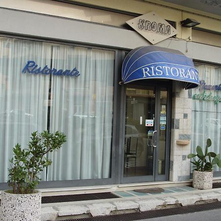Hotel Kroma รากูซา ภายนอก รูปภาพ