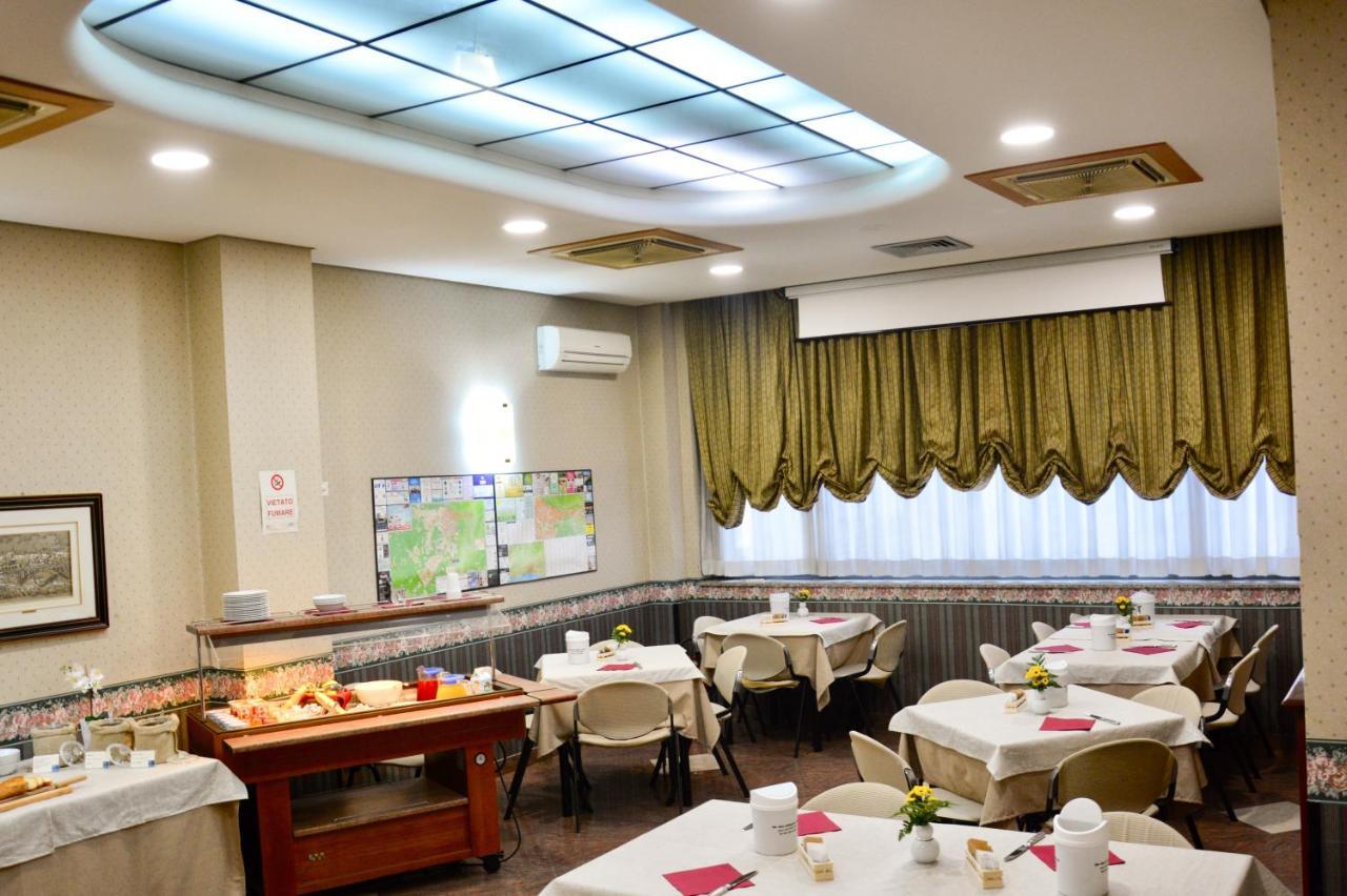 Hotel Kroma รากูซา ภายนอก รูปภาพ